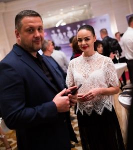 BOYKO_BEAUTY_SCHOOL_Mrs_Ukraine_World_Ukraine_Back (3)