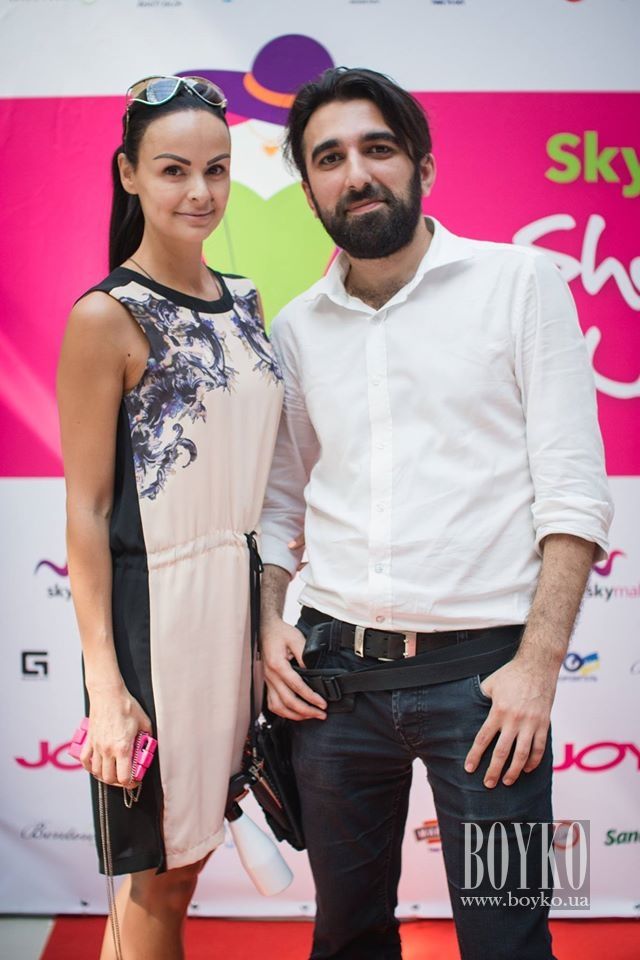 Boyko_Beauty_School_Sky_Mall_Shopping_Brunch_023