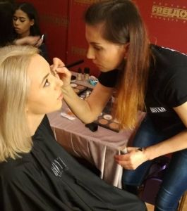 Boyko-Salon-STARS-FASHION-SHOW-ANGE (35)