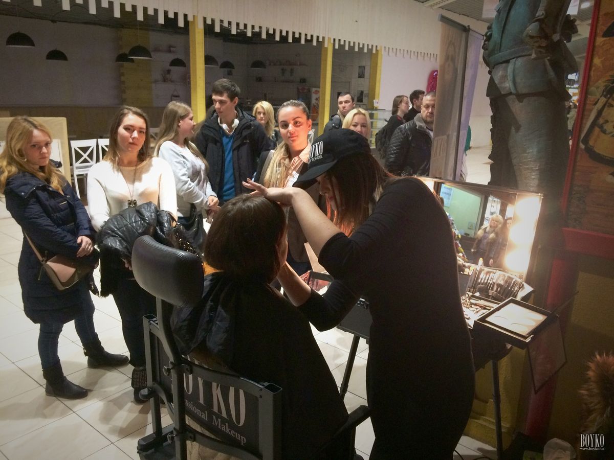 BLACK_FRIDAY_V_TRC_DREAM_TOWN_Boyko_Beauty_School (12)