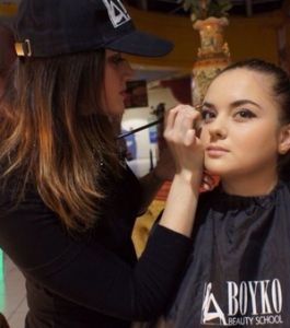 BLACK_FRIDAY_V_TRC_DREAM_TOWN_Boyko_Beauty_School (28)
