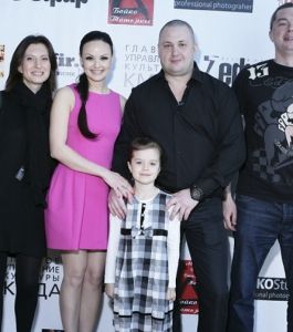 Фотовыставка "Взрослые дети". Горянские и Бойко